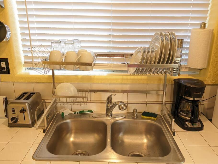 Guesthouse W/ Private Access And Patio Tucson Extérieur photo